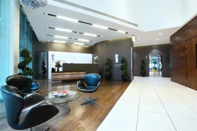 Flat Alie Street in Greater London