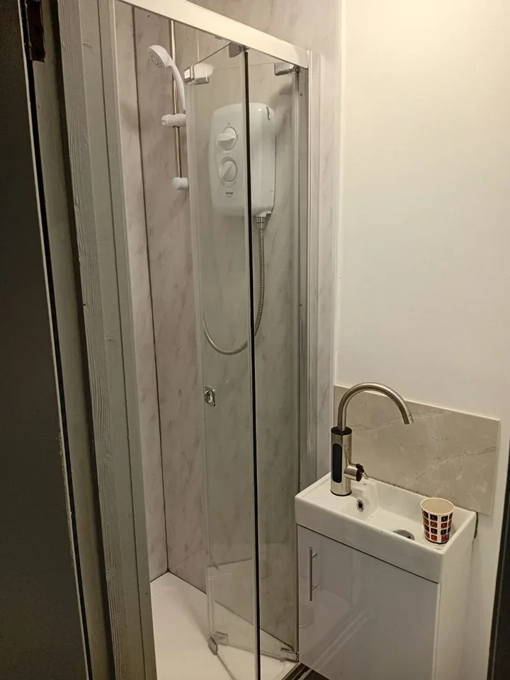 Room Montfort Road in Tonbridge and Malling