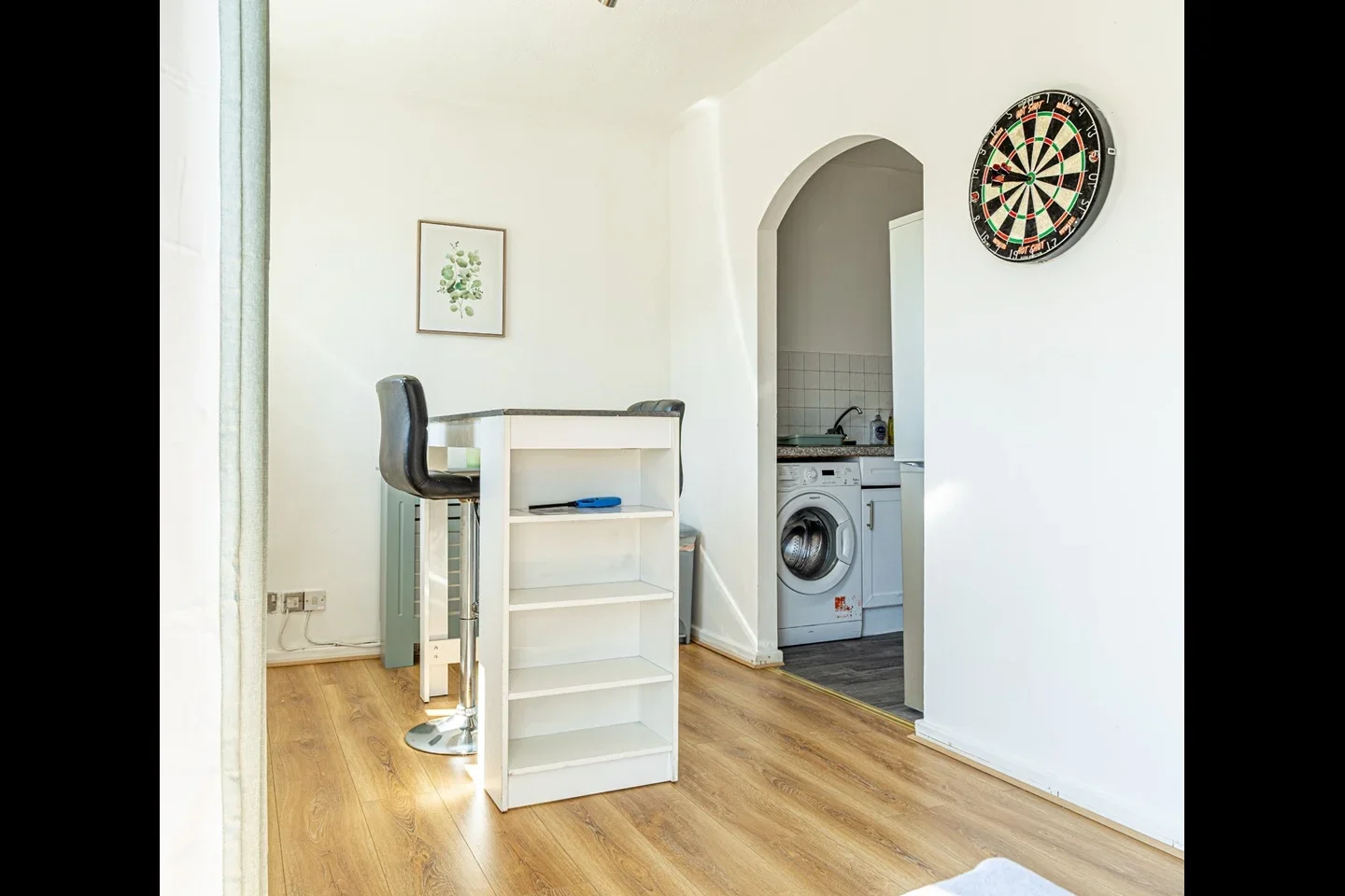 Room Stretford Road in Manchester
