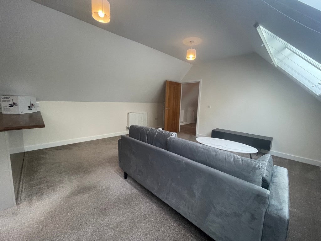 Flat Hudson Close in Cambridge
