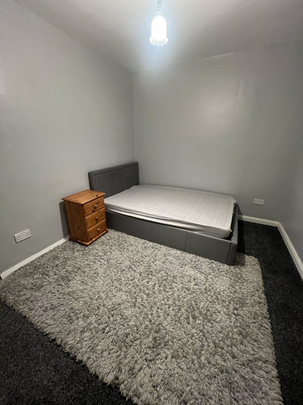 Room Latelow Road in Birmingham