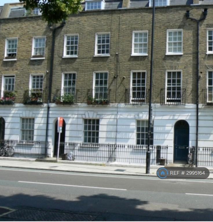 Flat Gray's Inn Road in Greater London