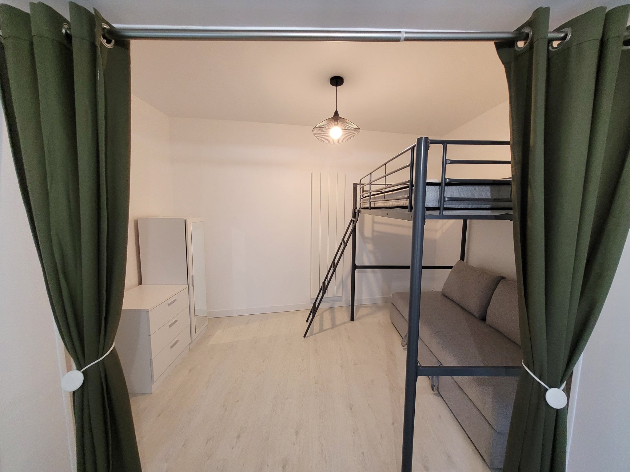 Appartement Route de Paris à Dury