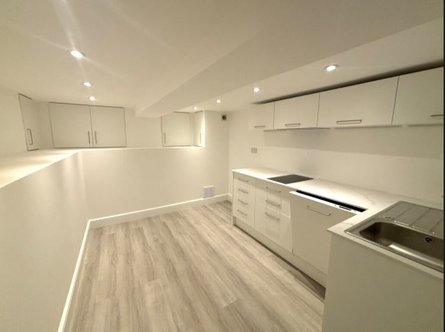 Flat Beauchamp Avenue in Royal Leamington Spa