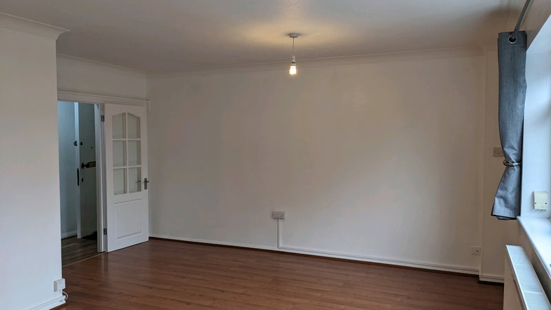 Flat Castlebar Park in Greater London