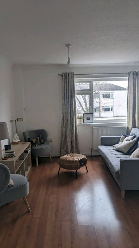 Flat Castlebar Park in Greater London