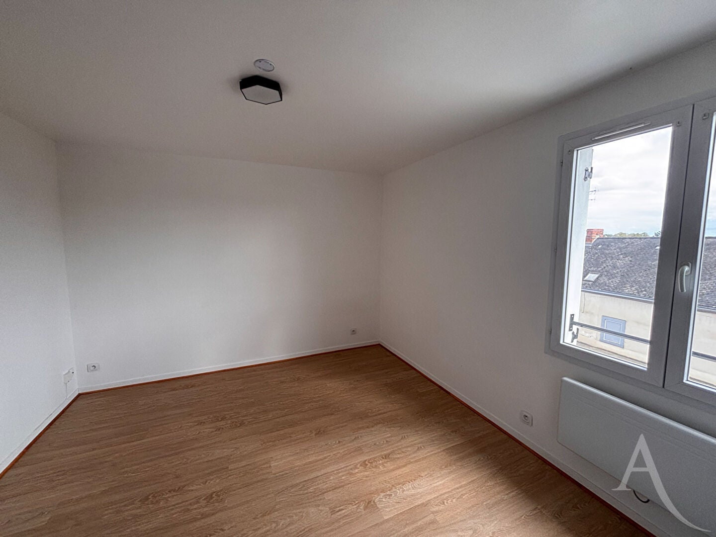 Flat Grande Rue in Neuvy-Pailloux