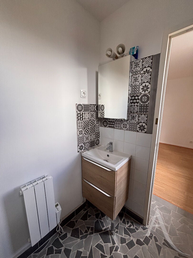 Flat Grande Rue in Neuvy-Pailloux