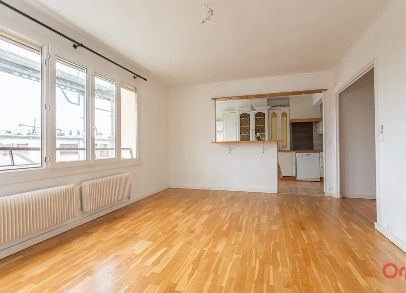 Flat Rue Beethoven in Sainte-Geneviève-des-Bois