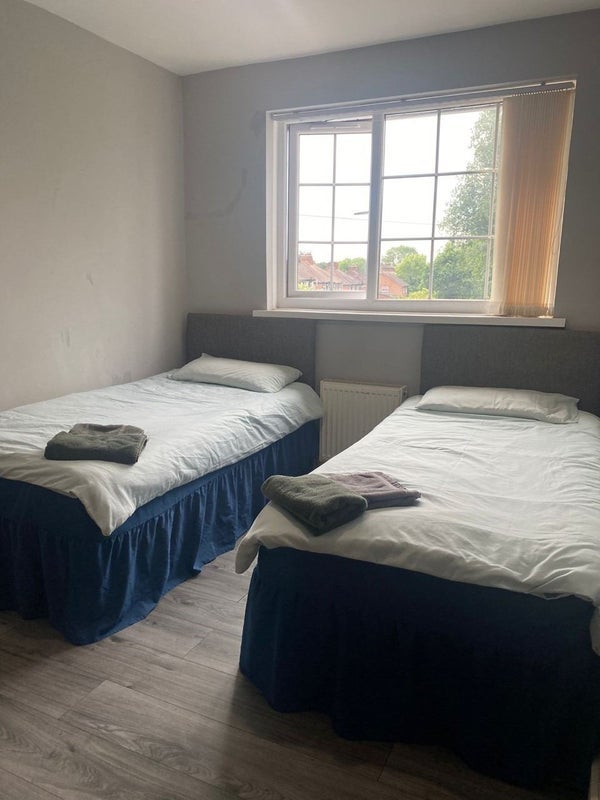 Room Cranmore Road in Metropolitan Borough of Solihull