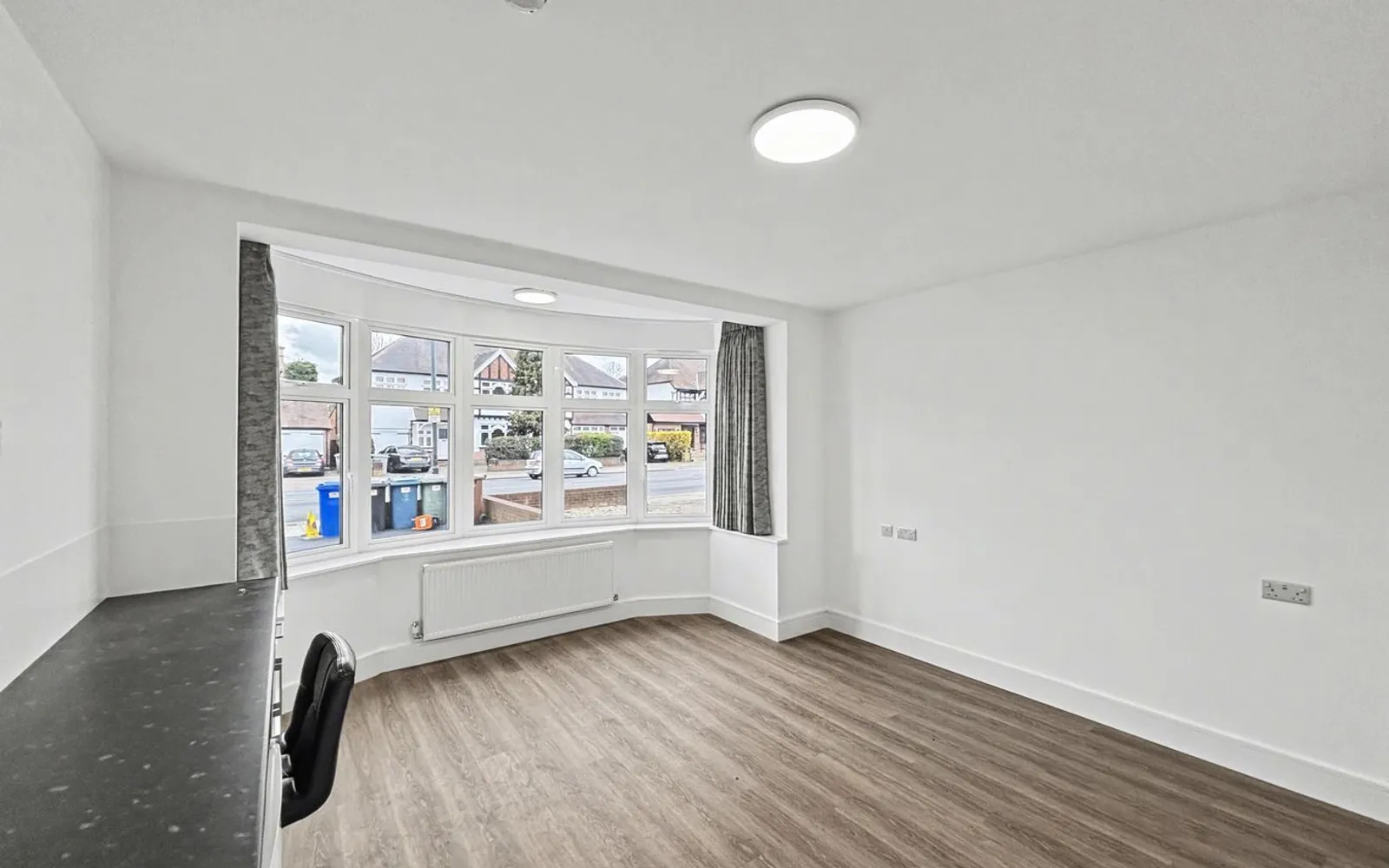 Room Kenton Road in Greater London
