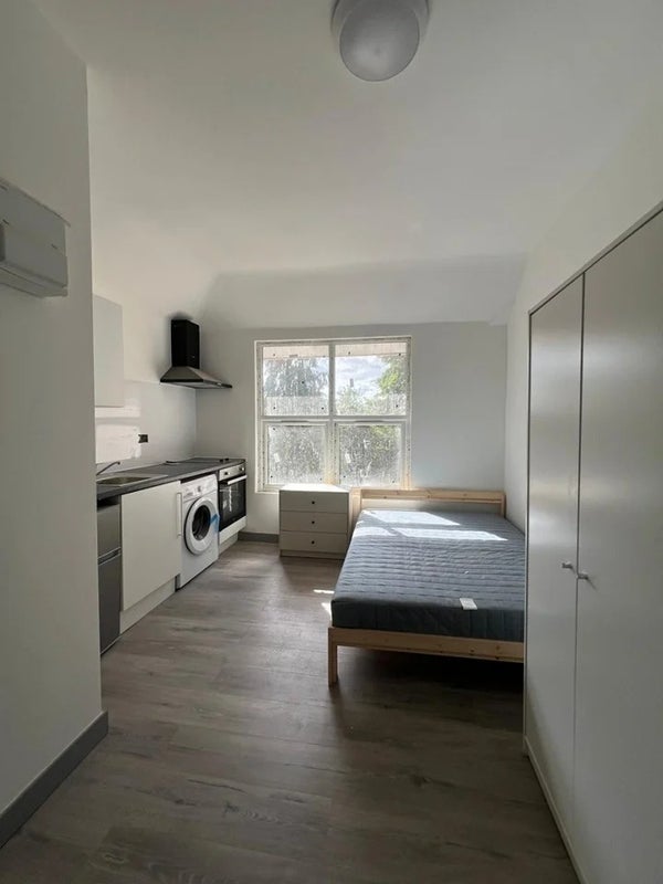Flat Edward Street in Hinckley and Bosworth