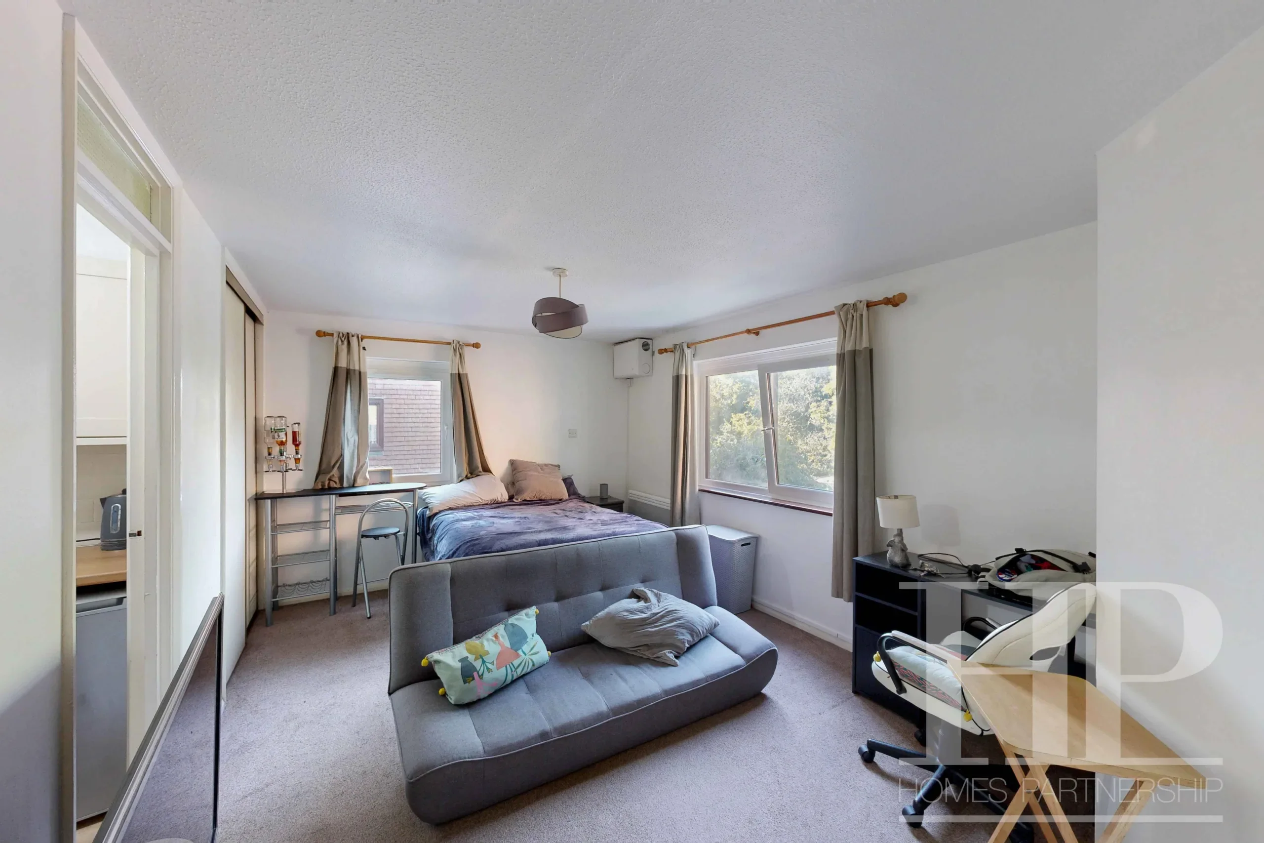 Room Rusper Road in Horsham