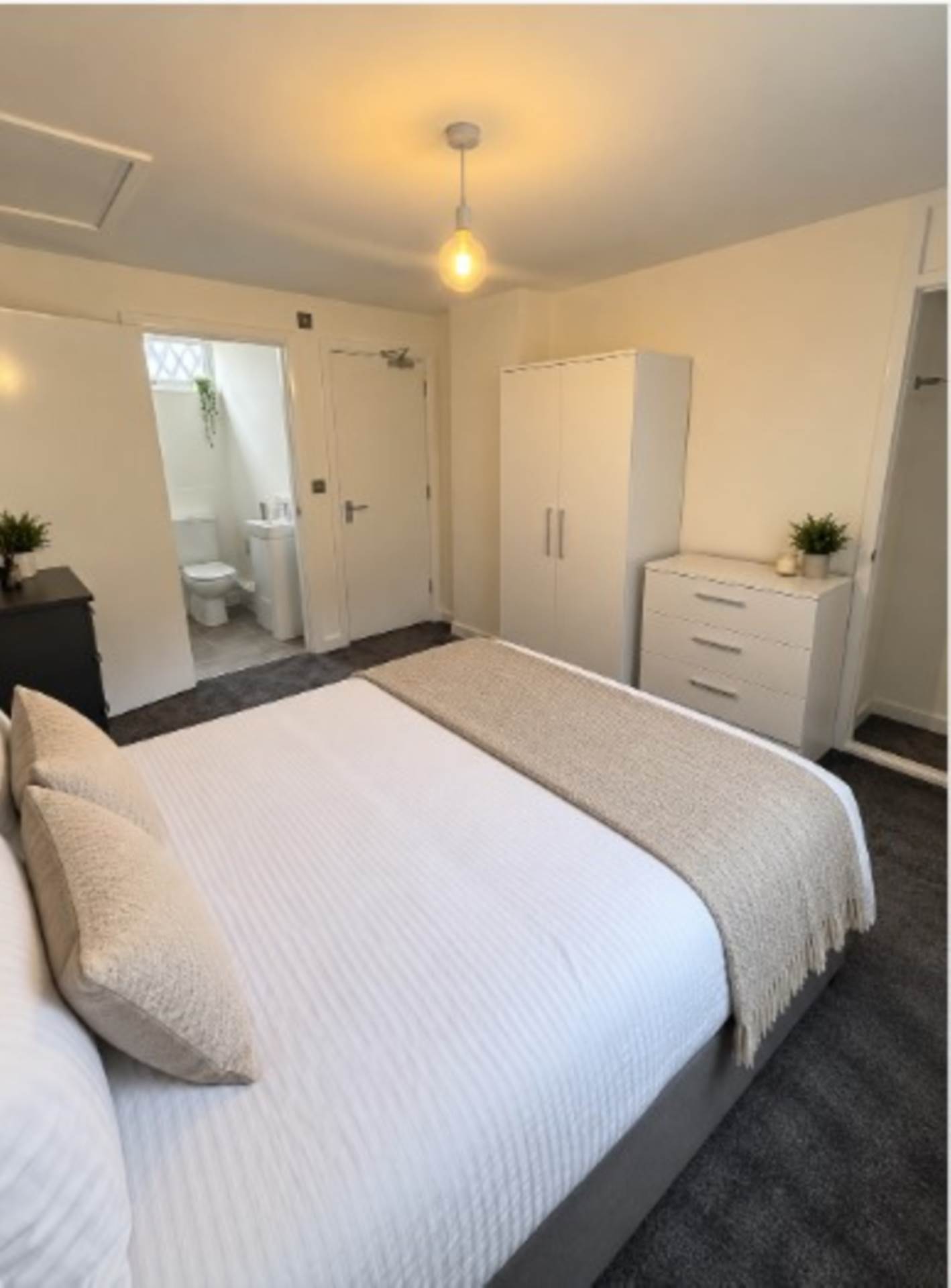 Room The Tithings in Runcorn