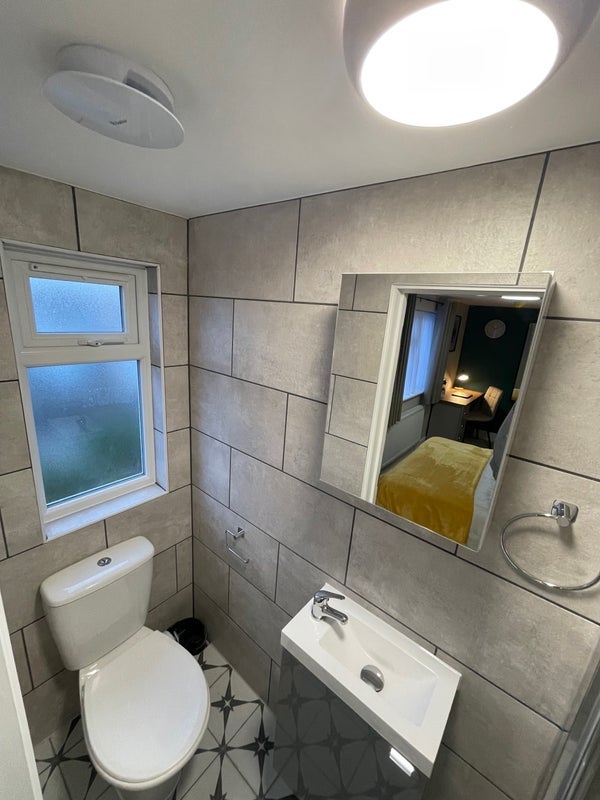 Room Delimands in Basildon