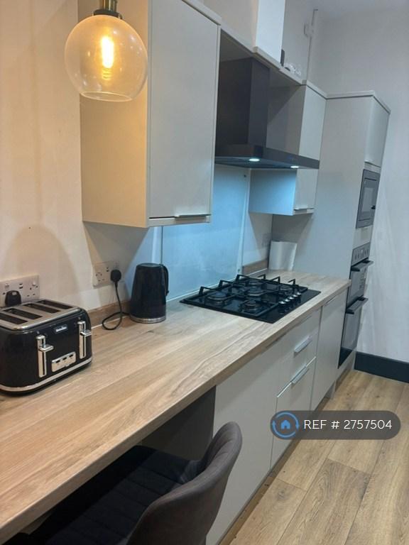 Room Sidney Grove in Newcastle upon Tyne