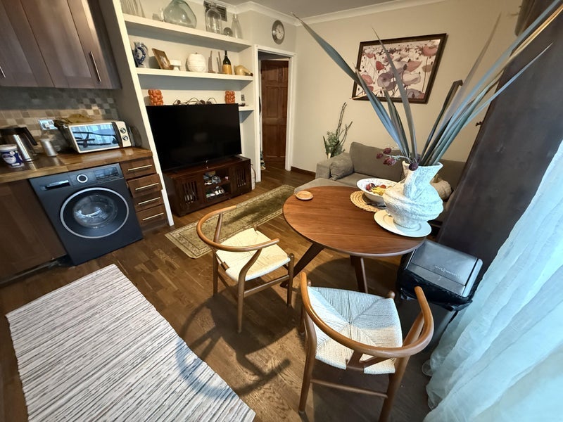 Room Arabella Drive in Greater London