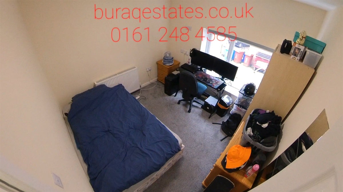 Flat Egerton Road in Manchester