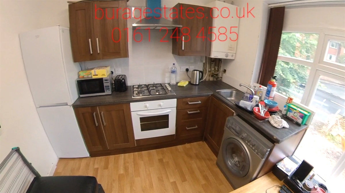 Flat Egerton Road in Manchester