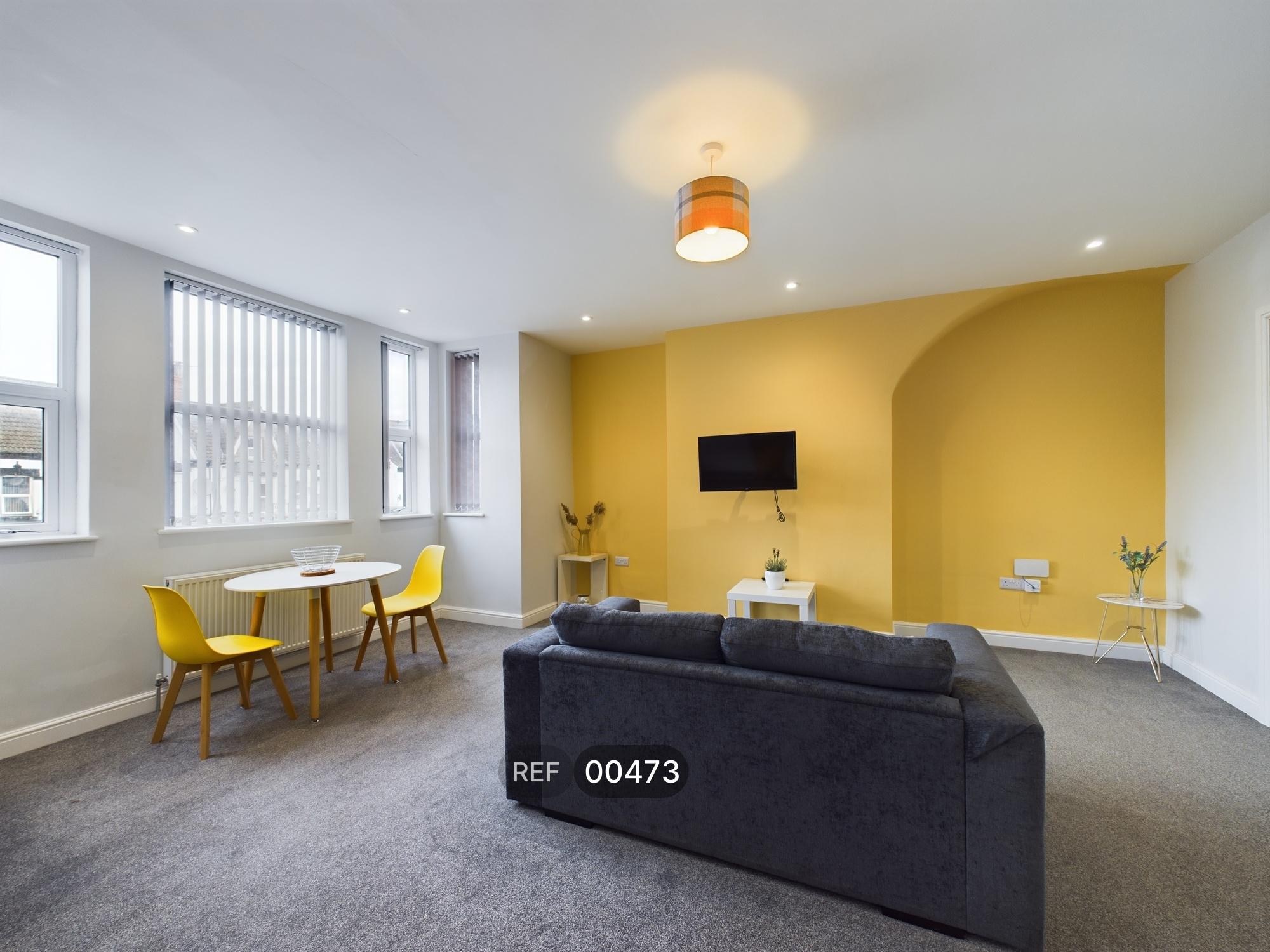 Flat Anlaby Road in Hull