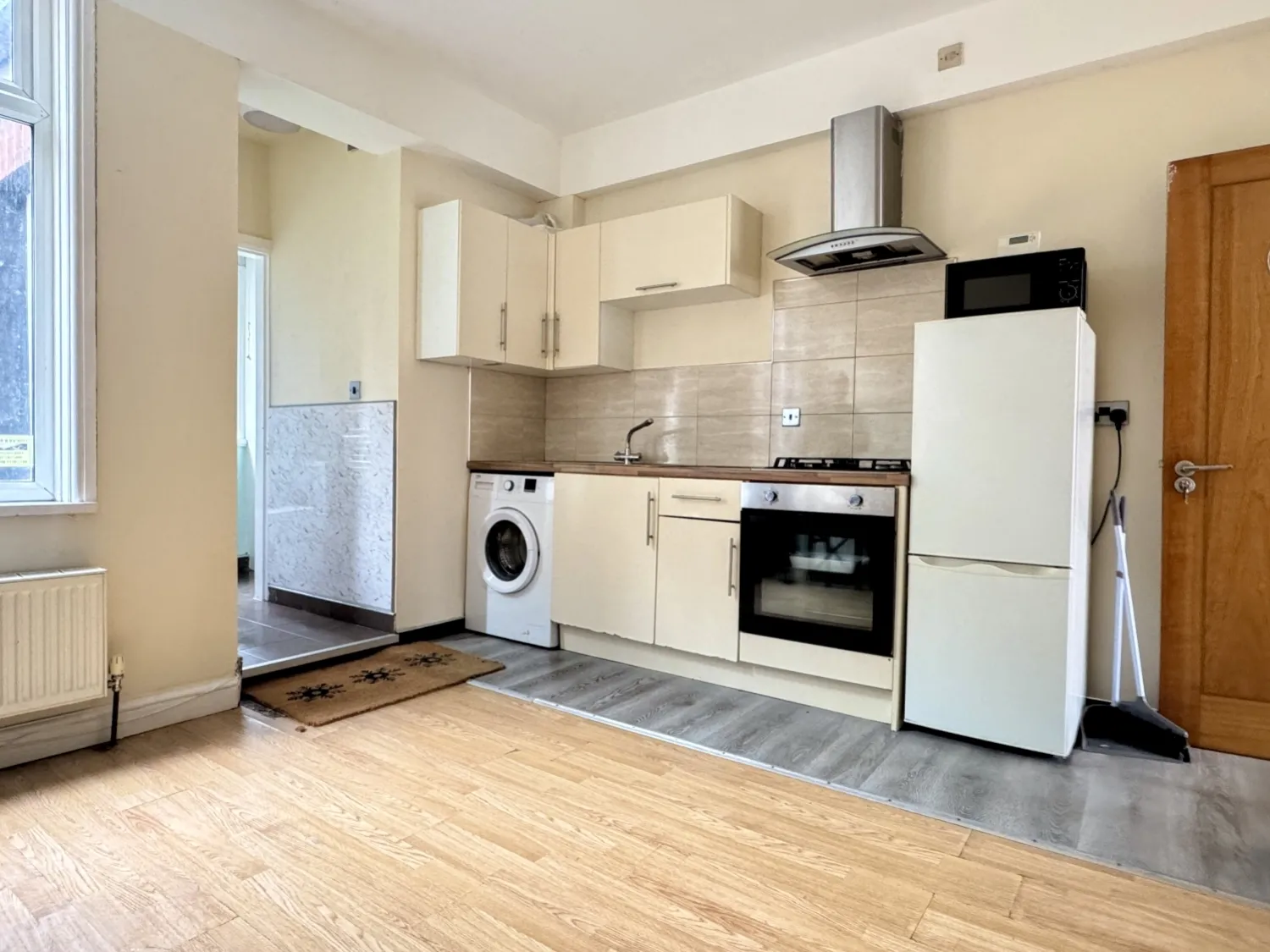 Flat Shoreham Street in Sheffield