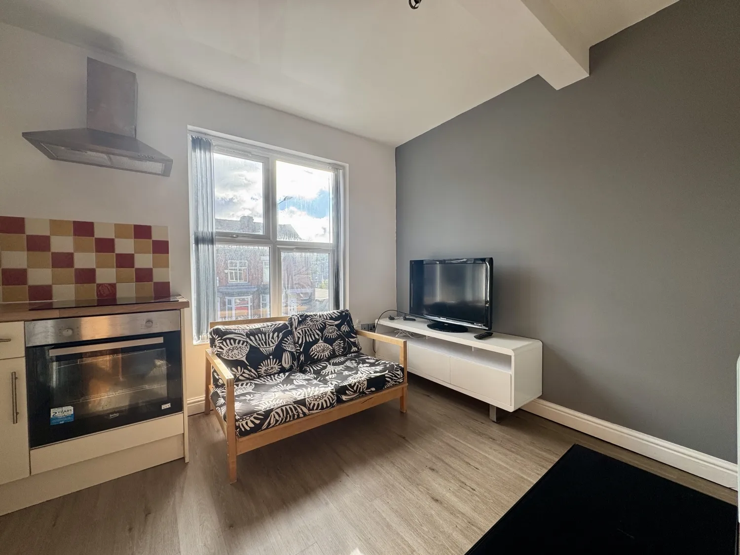Flat Shoreham Street in Sheffield