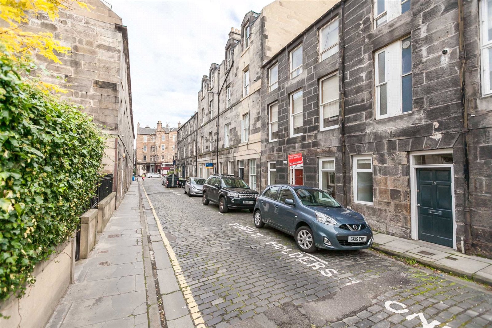 Flat Dean Park Street in City of Edinburgh