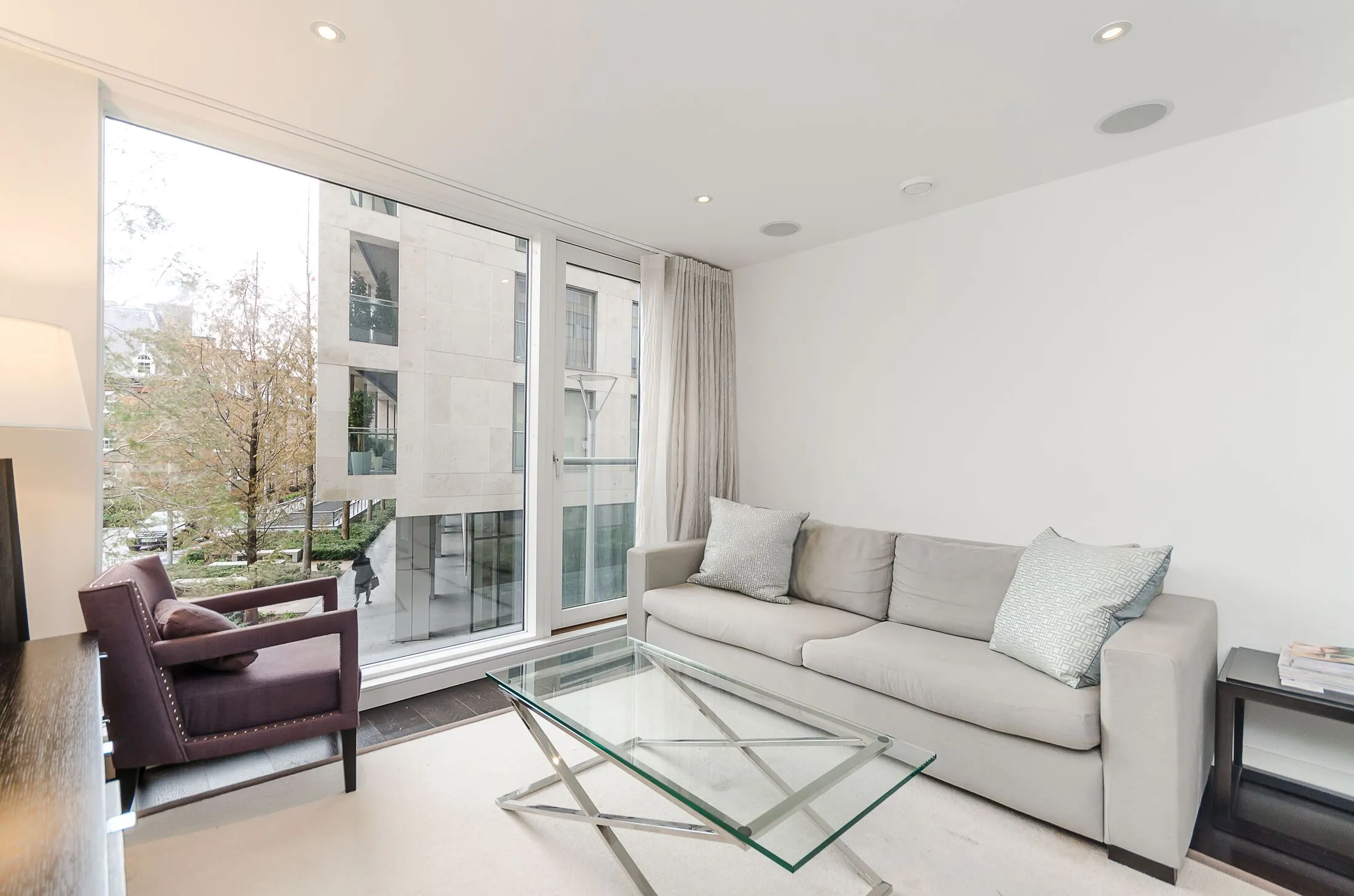 Flat Gatliff Road in City of Westminster