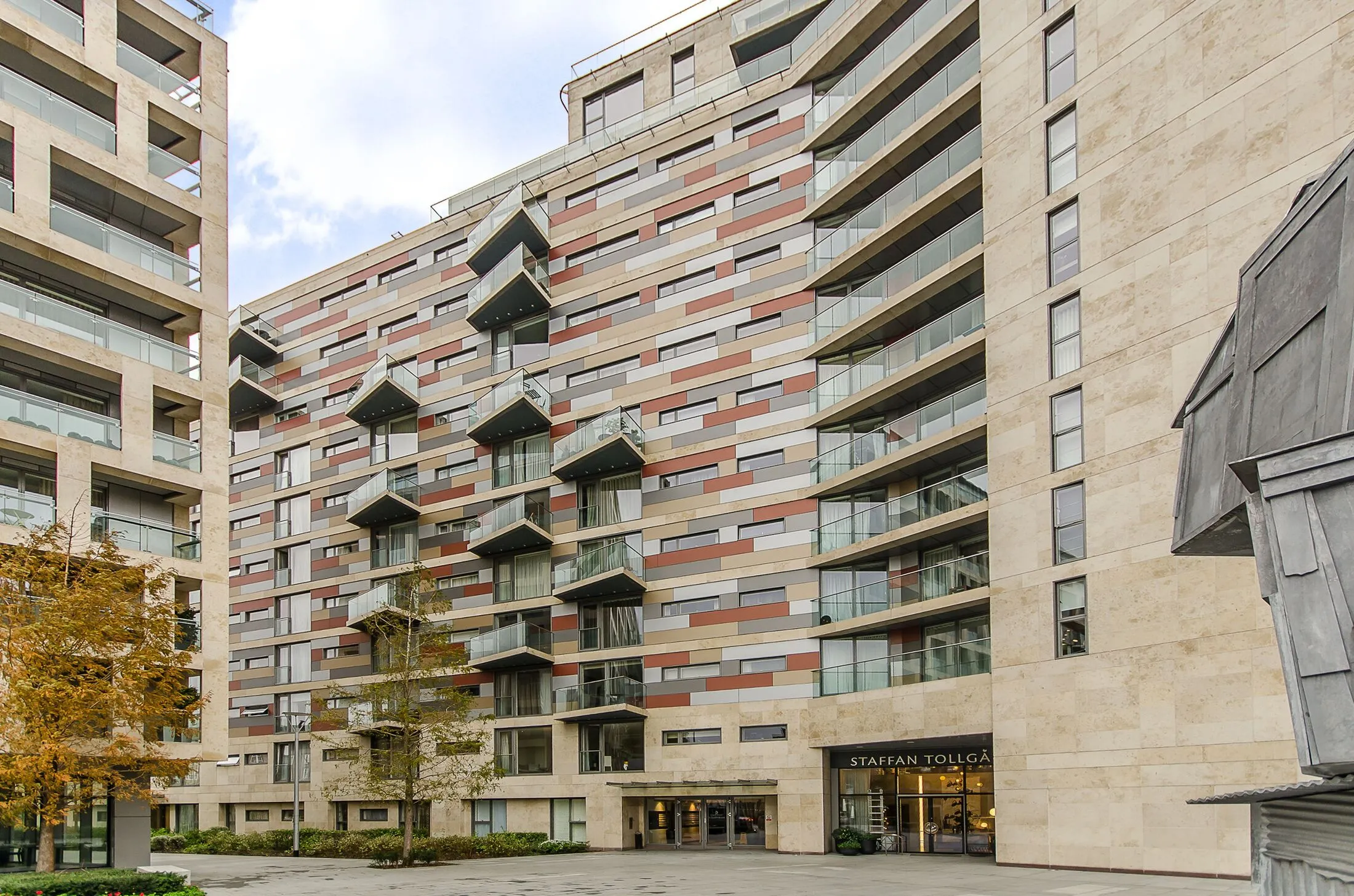 Flat Gatliff Road in City of Westminster
