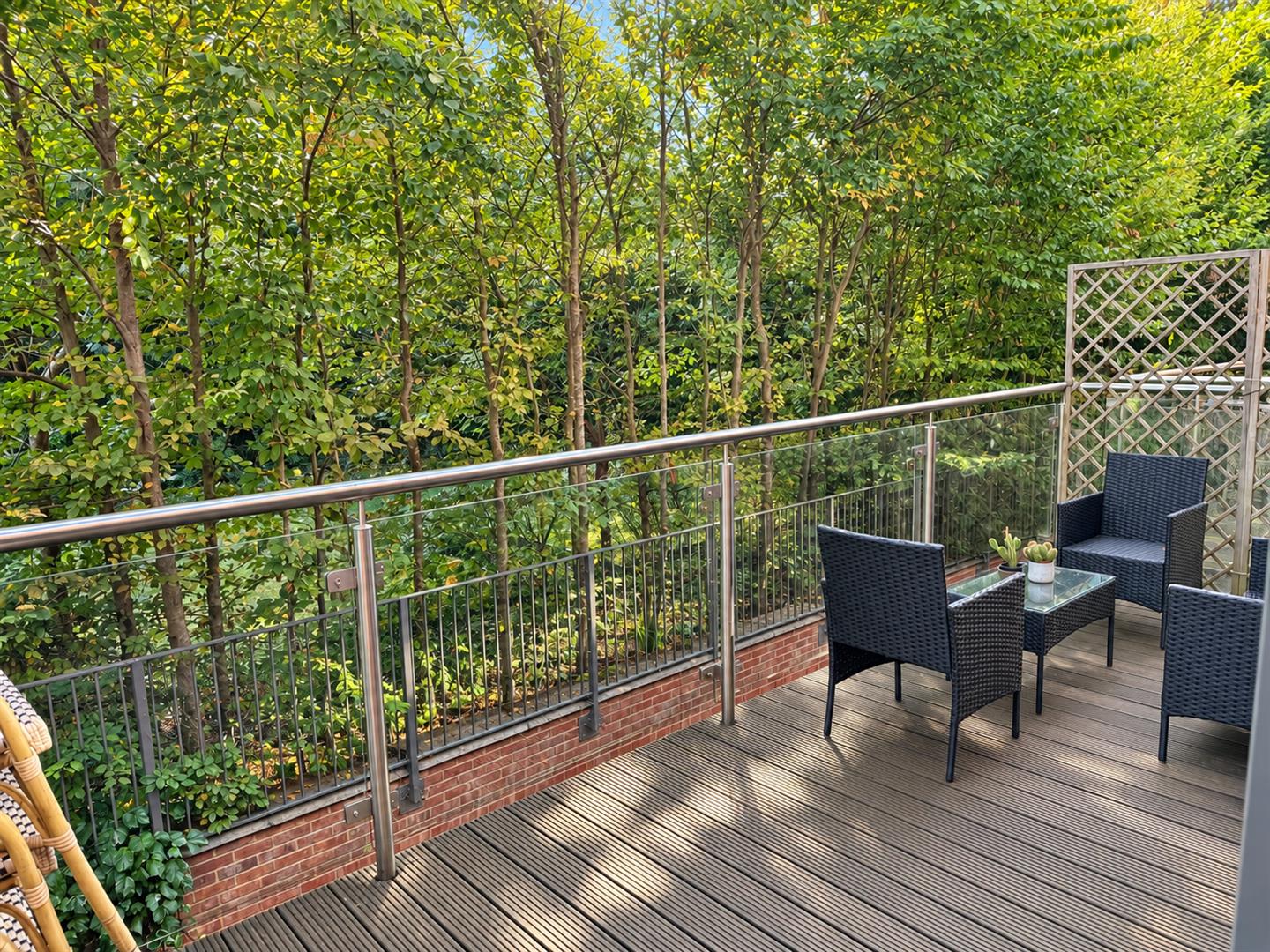 Flat Finchley Road in Greater London