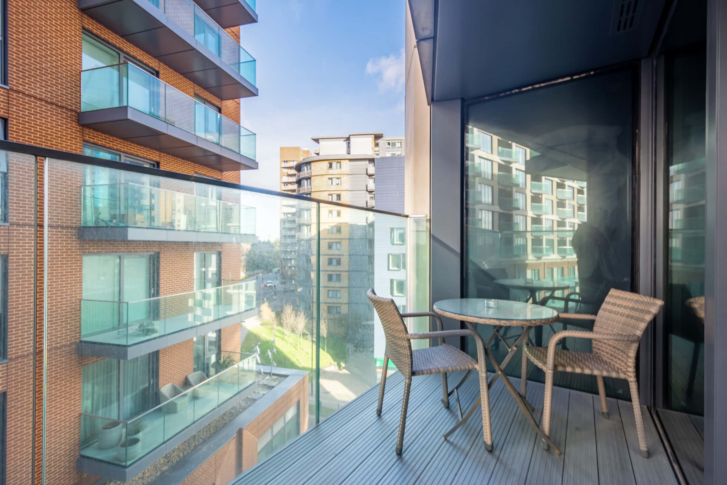Flat Portal Way in Greater London