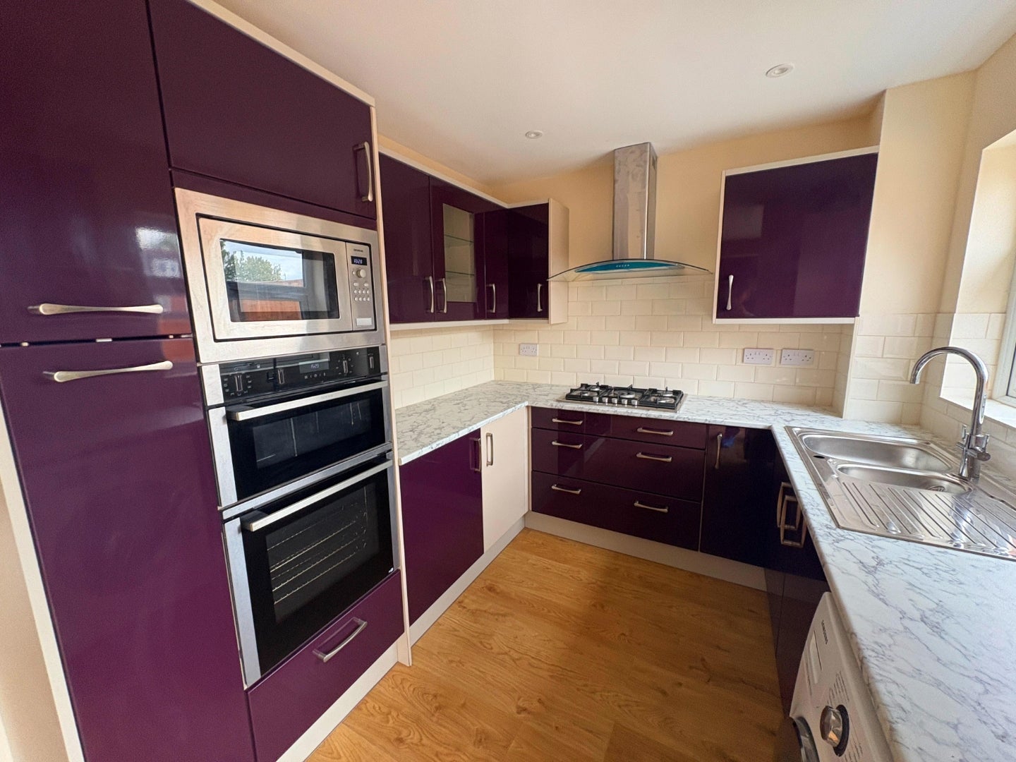 House Greystone Close in Redditch