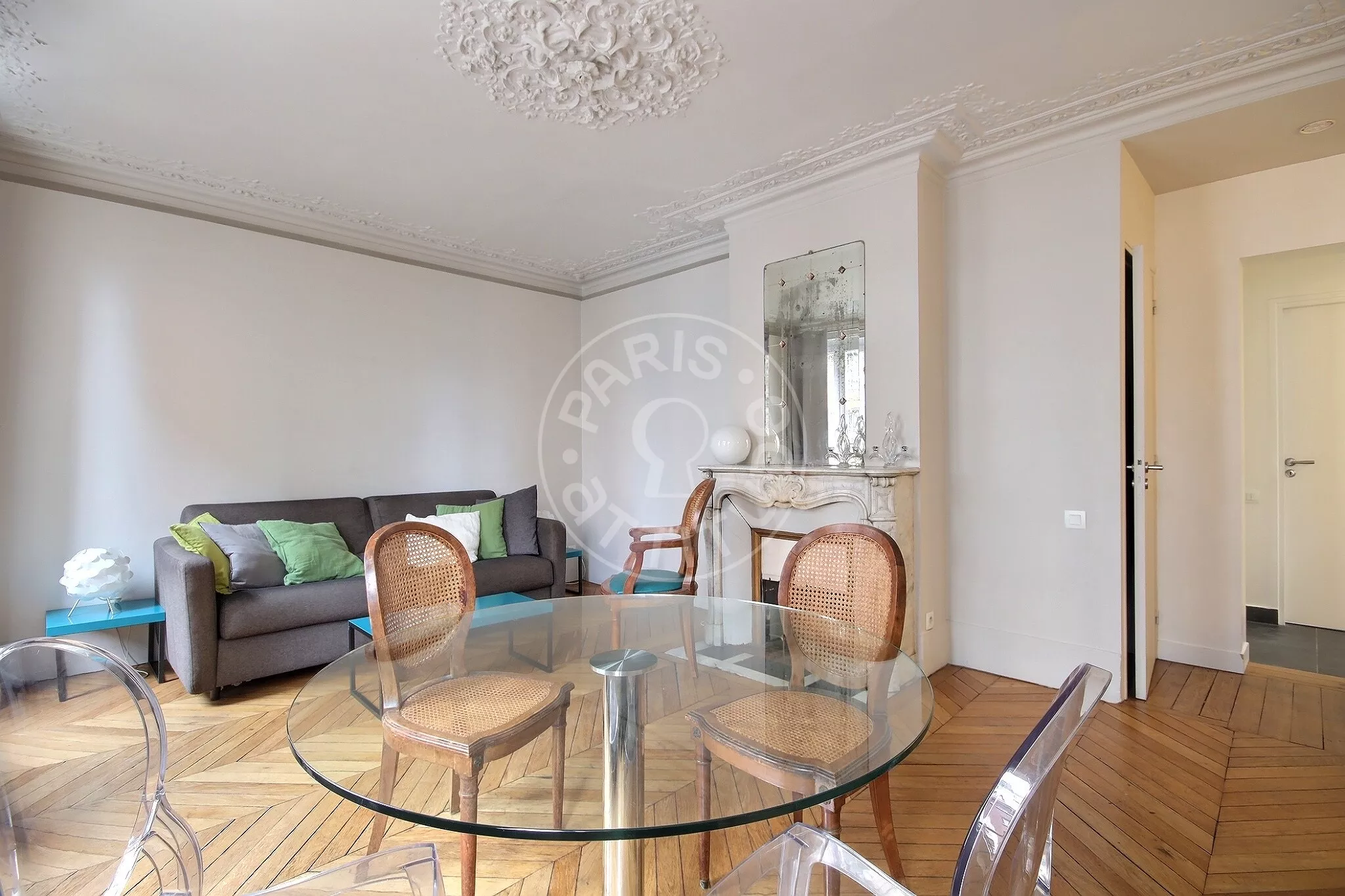 Flat Rue de la Grange aux Belles in Paris