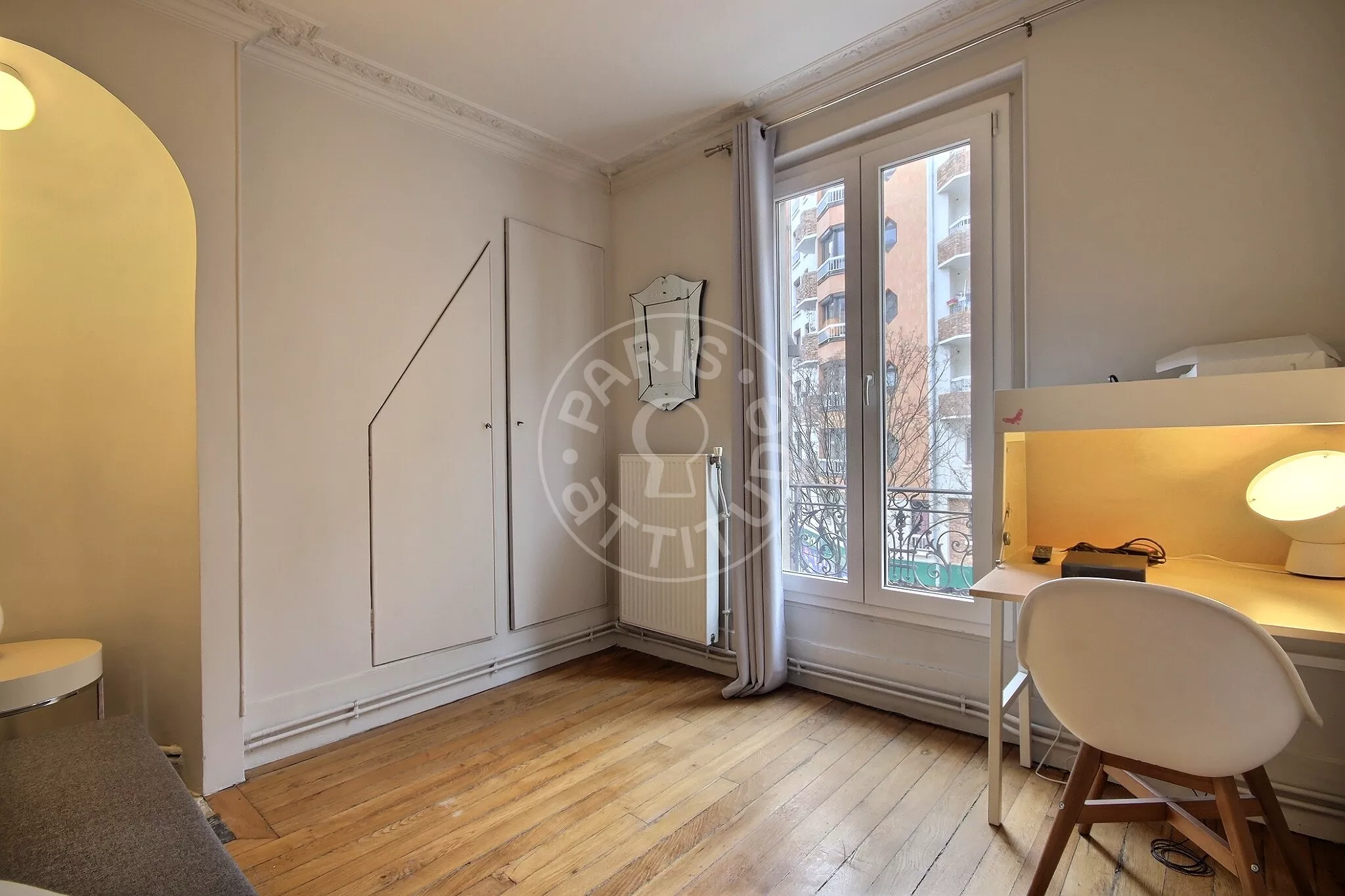 Flat Rue de la Grange aux Belles in Paris
