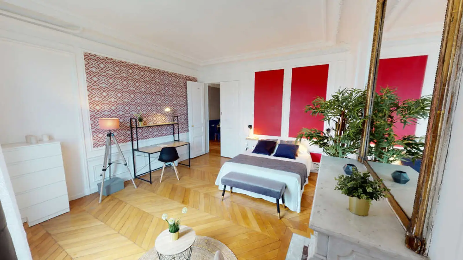 Flat Rue Ampère in Paris