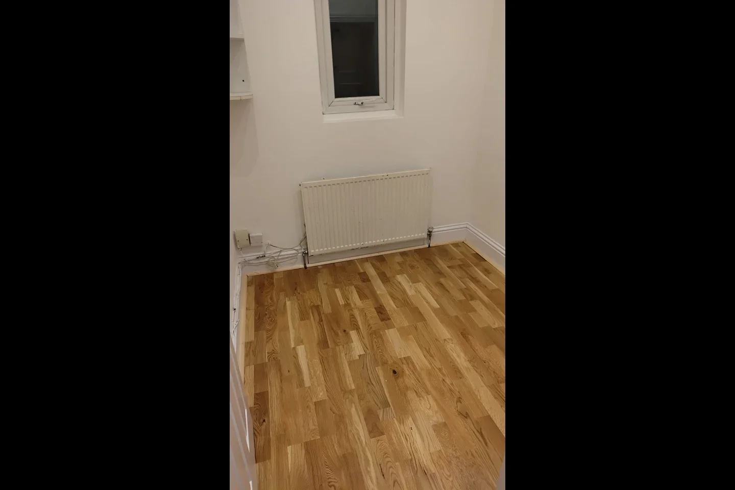 Flat Landseer Road in Greater London