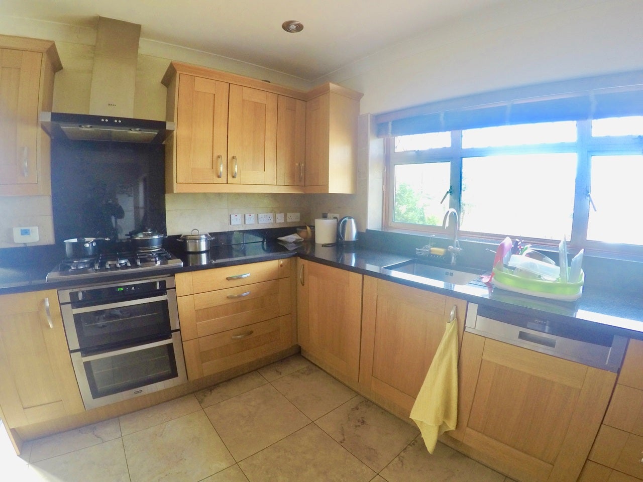 Room Downing Drive in Greater London