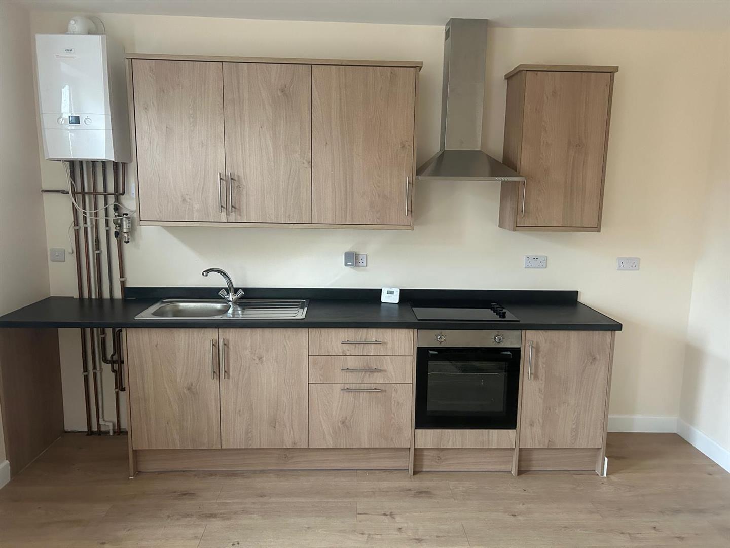Flat Lower Wortley Road in Leeds