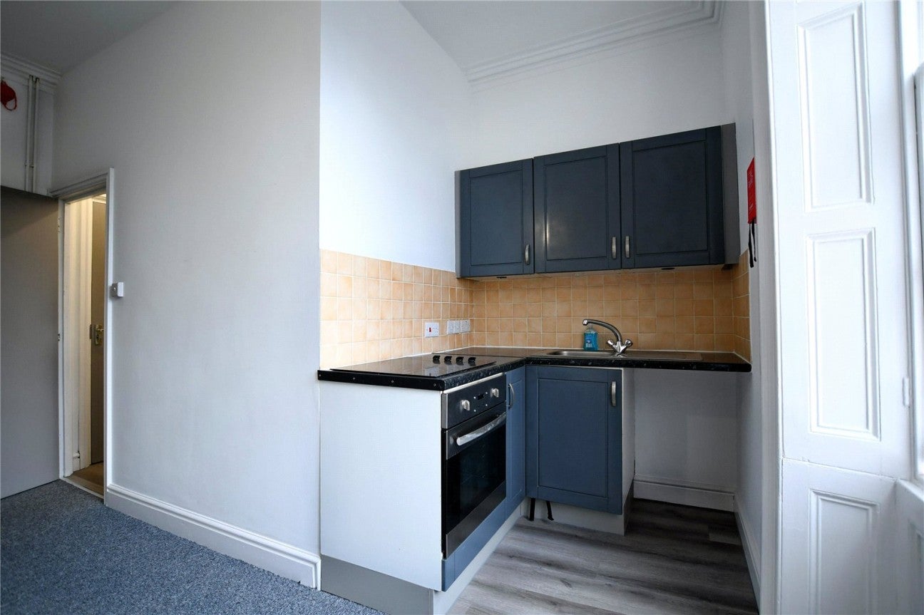 Flat South Crescent in Weston-super-Mare