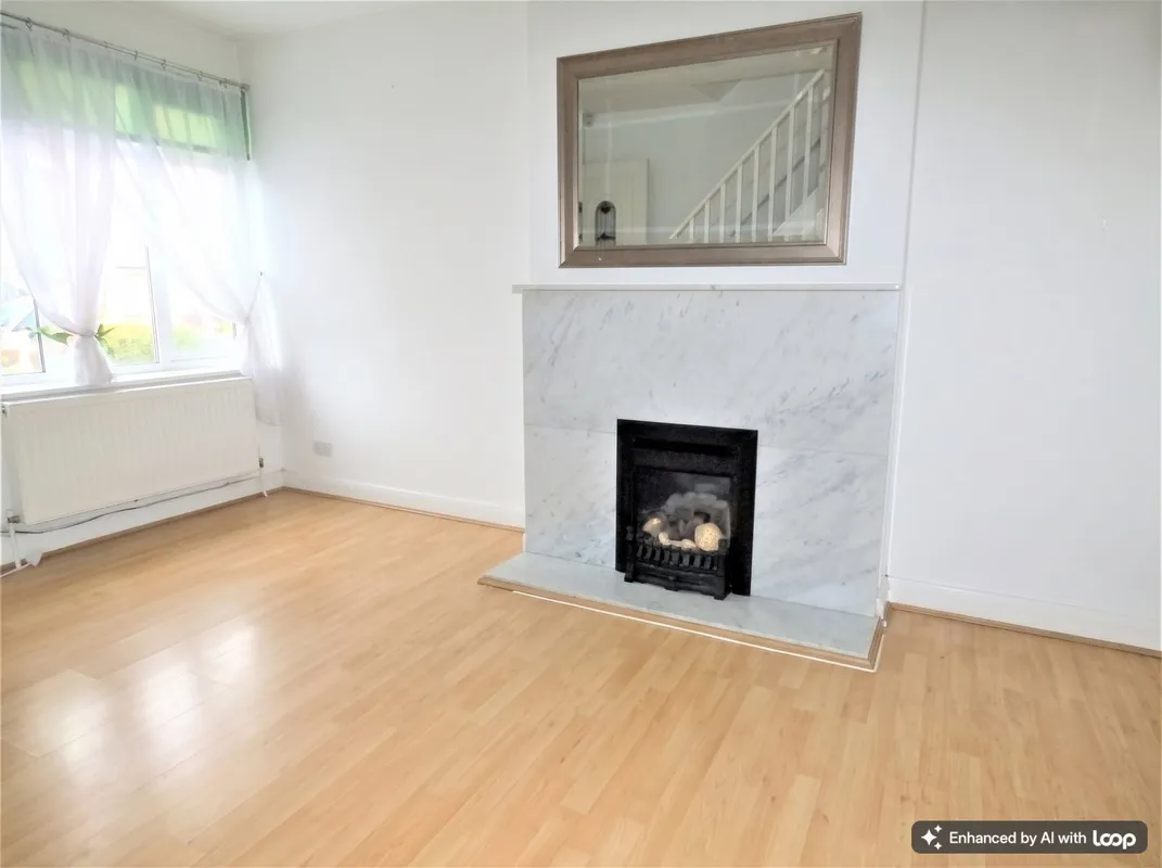 House Fredora Avenue in Greater London