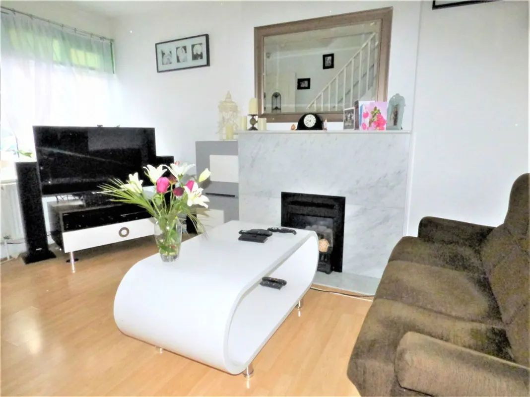 House Fredora Avenue in Greater London