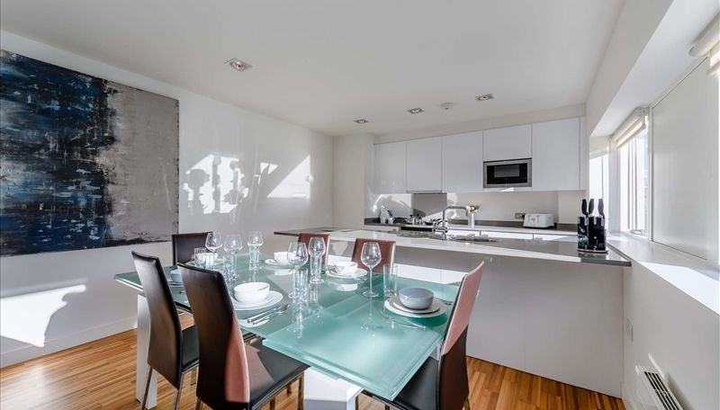 Flat Fulham Road in Greater London