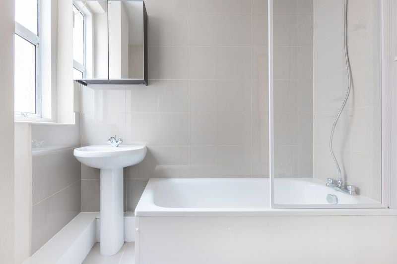 Flat Balham Hill in Greater London