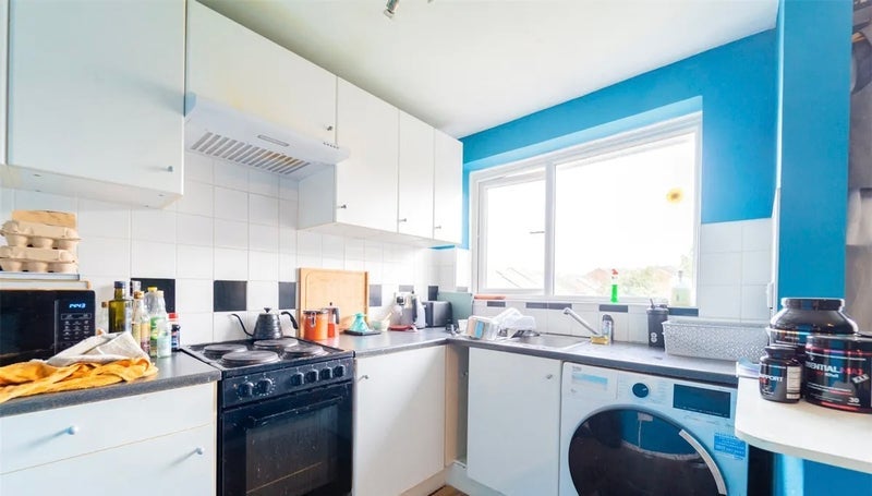 Room Hazelwell Crescent in Birmingham
