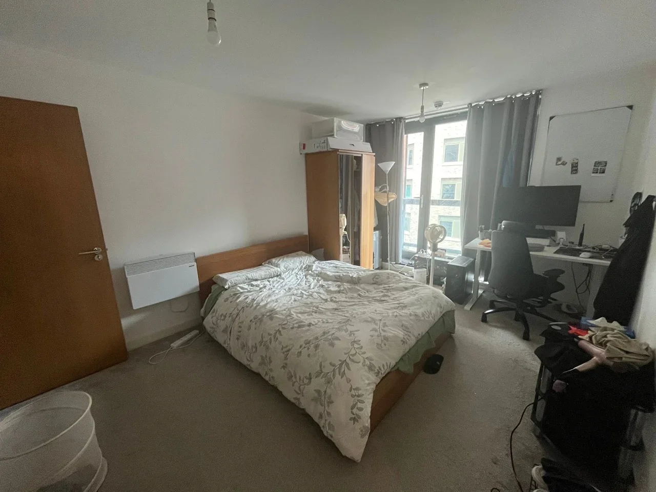 Flat Hallsville Road in Greater London
