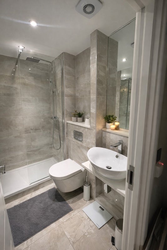 Room Felsham Road in Greater London