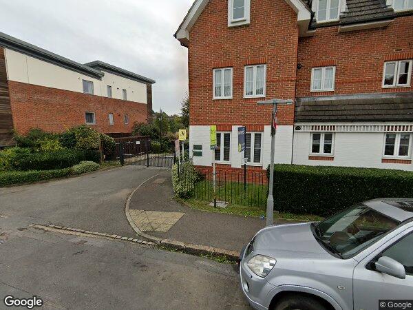 Flat Lindsay Avenue in High Wycombe