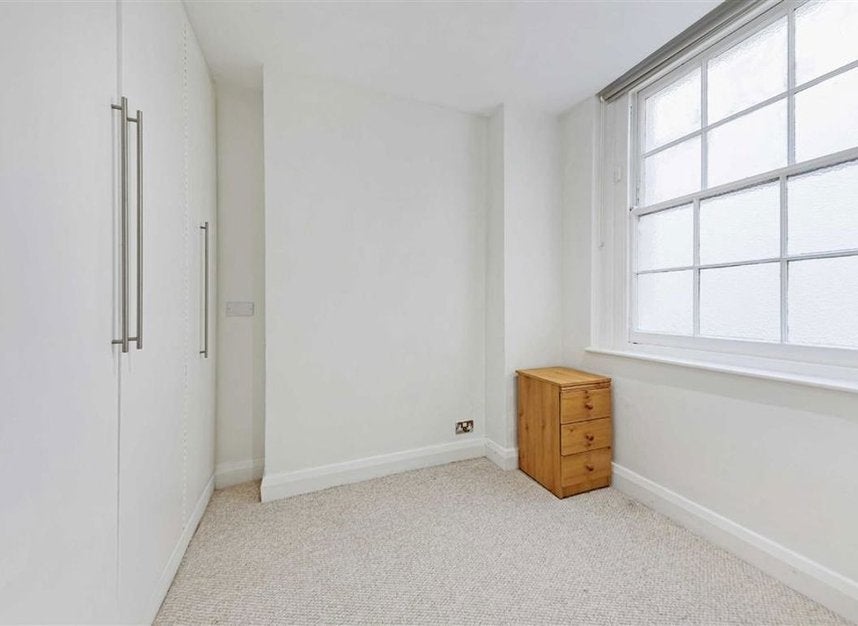Flat Queen's Gate in Greater London
