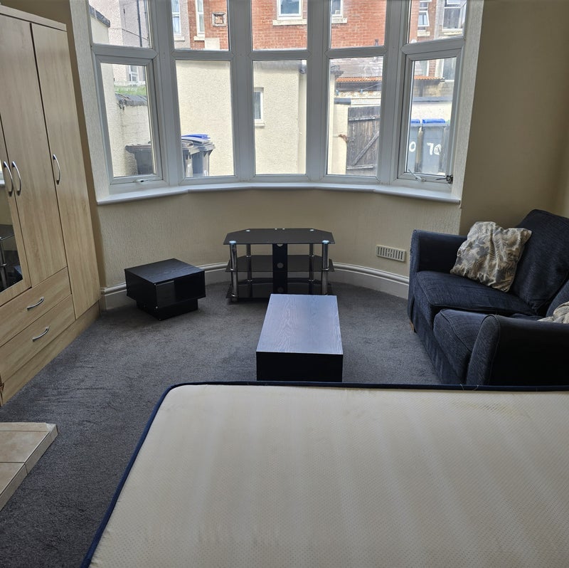 Room Chesterfield Road in Blackpool