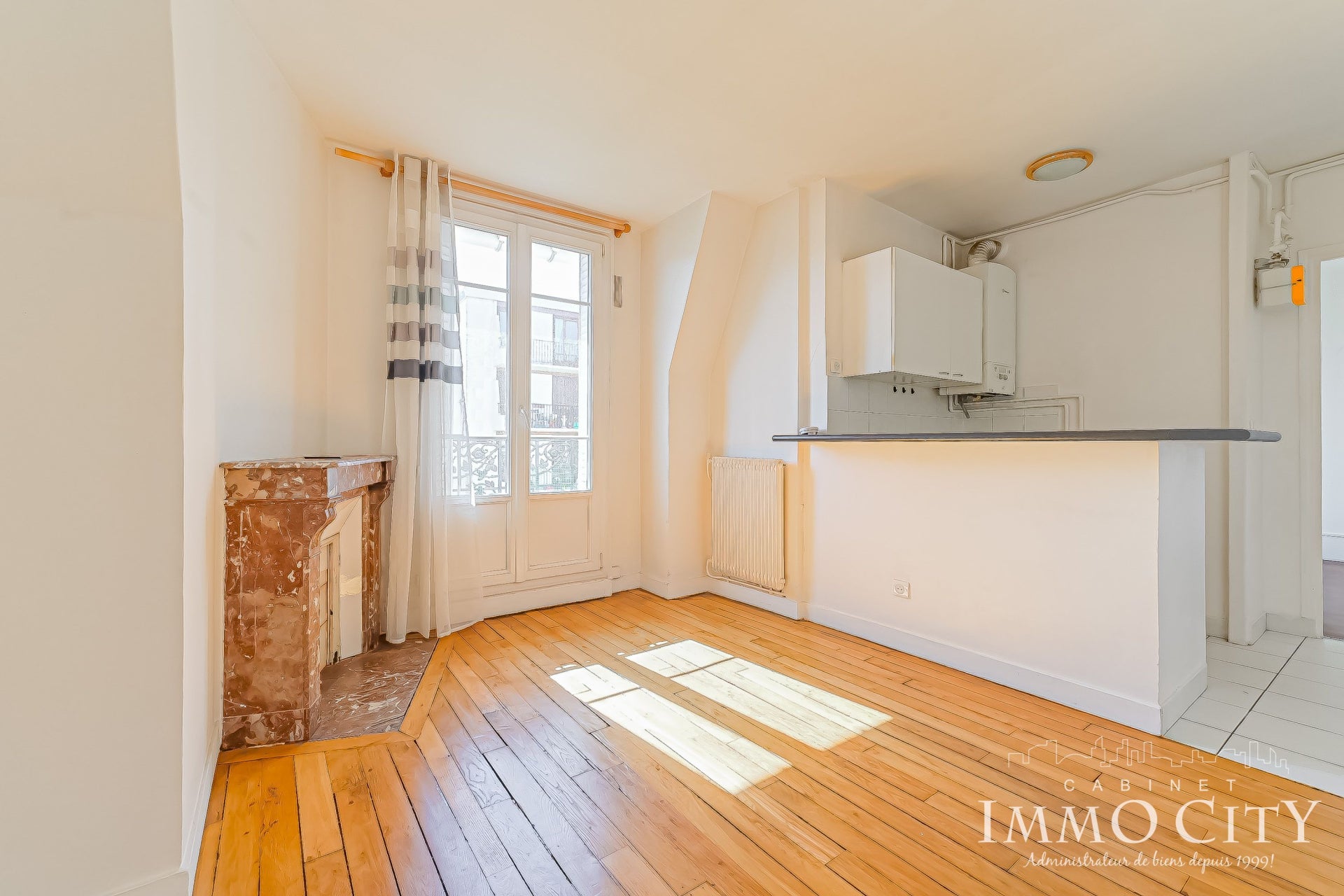 Flat Rue Racine in Montrouge